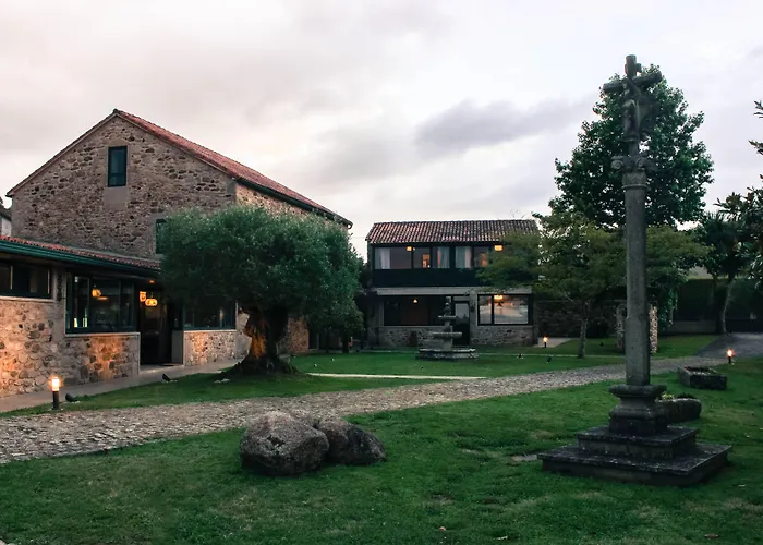 Casa Do LagoeiroCasa Rural